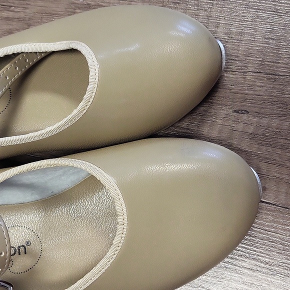 Revolution Tap shoes - Picture 3 of 4